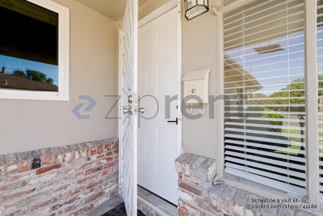 Building Photo - 4120 58th St