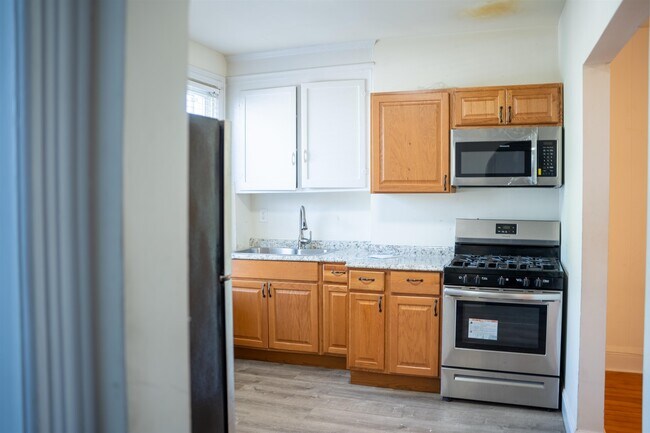 Foto del edificio - 294 Clerk St