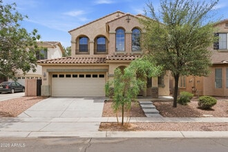 Building Photo - 4157 E Santa Fe Ln