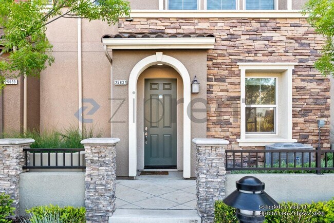 Building Photo - Unit