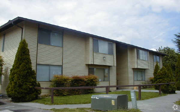 Primary Photo - 539 37TH St SE