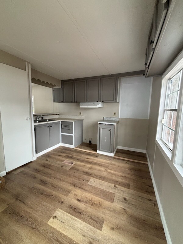 Foto del edificio - 606 Fernwood Ln