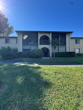 Building Photo - 531 Shady Pine Way