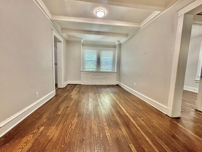 Building Photo - Shelby