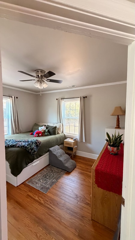 Building Photo - 1307 E Holly St