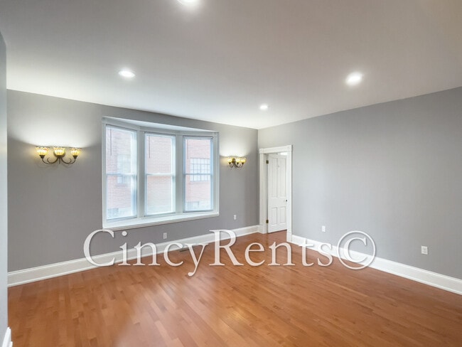 Building Photo - 3942 Hazel Ave