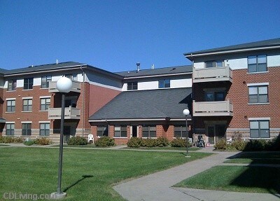 Patio - 641 W Main
