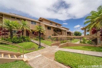 Building Photo - 98-852-852 Noelani St