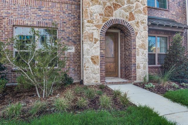 Foto del edificio - 4670C Rhett Ln