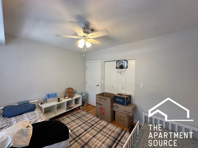 Foto del edificio - 1337 W Fargo Ave