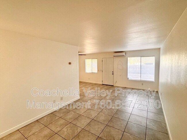 Foto del edificio - 12800 Quinta Way