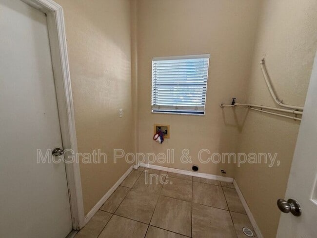 Building Photo - 3319 Duff Rd