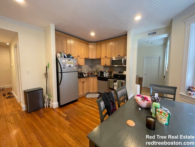 Photo - 191 Winthrop Rd. Unit 3 Apartment