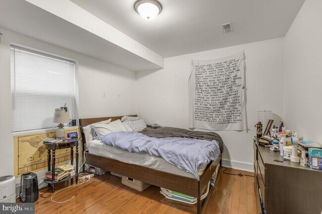 Building Photo - 1228 N 25th St