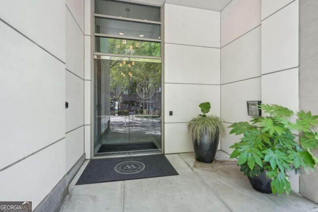 Building Photo - 1100 Howell Mill Rd NW