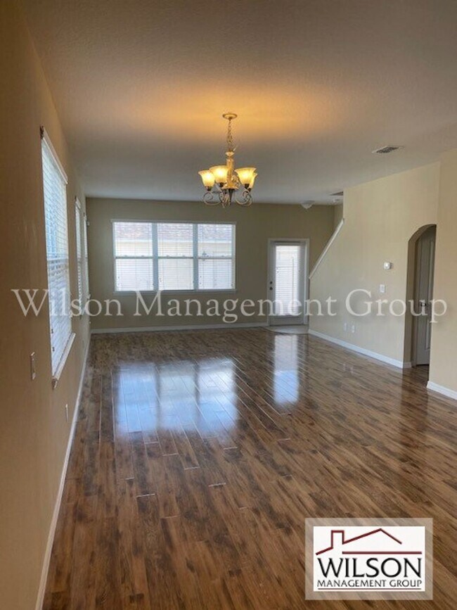 Building Photo - 3 br, 2.5 bath House - 7811 Hardenton Street