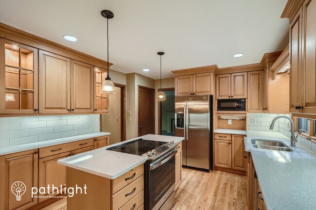 Building Photo - 4864 Gaywood Dr, Minnetonka, MN, 55345