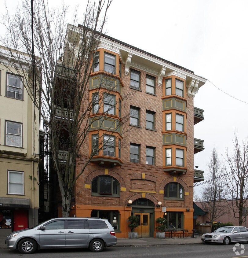 Building Photo - Margaret Apartments