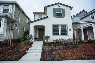 Building Photo - 16330 E Garrison Dr