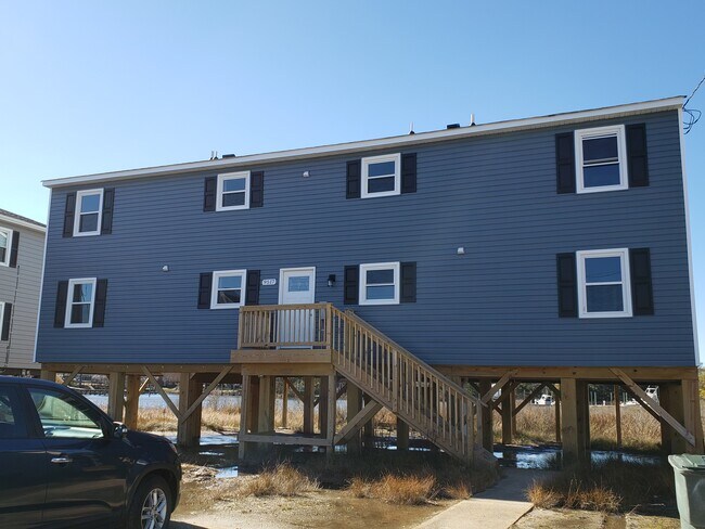 Foto del edificio - 9517 5th Bay St #A