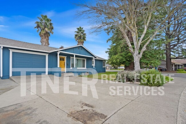 Building Photo - 603 11th St