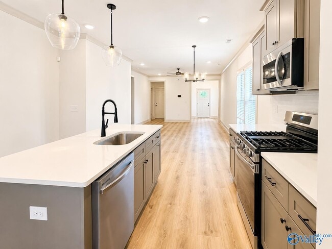 Building Photo - 600 Freret Ct SW