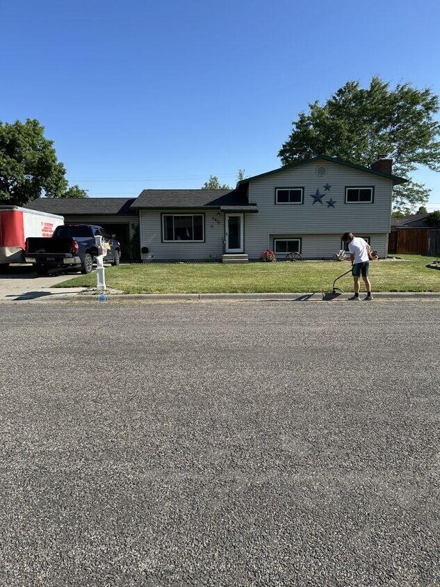 Foto principal - 4 bedroom in Billings MT 59102
