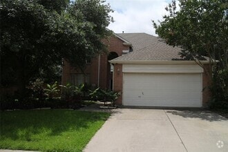 Building Photo - 2316 Tralee Cir
