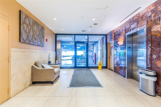 Foto del edificio - 14-34-34 110th St