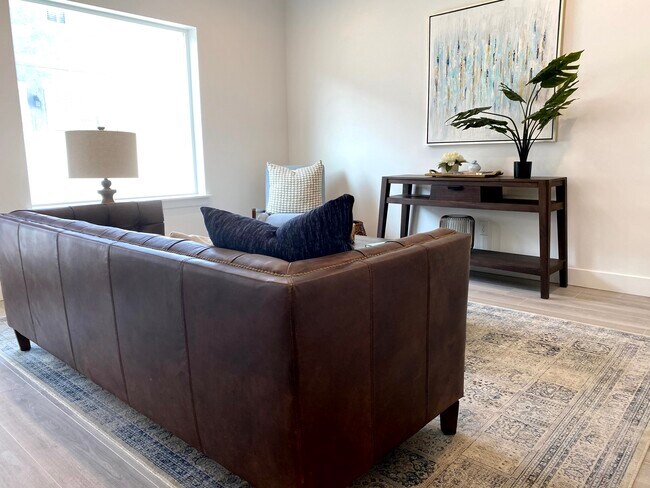 Foto del edificio - 4888 E Breezy Patch Rd