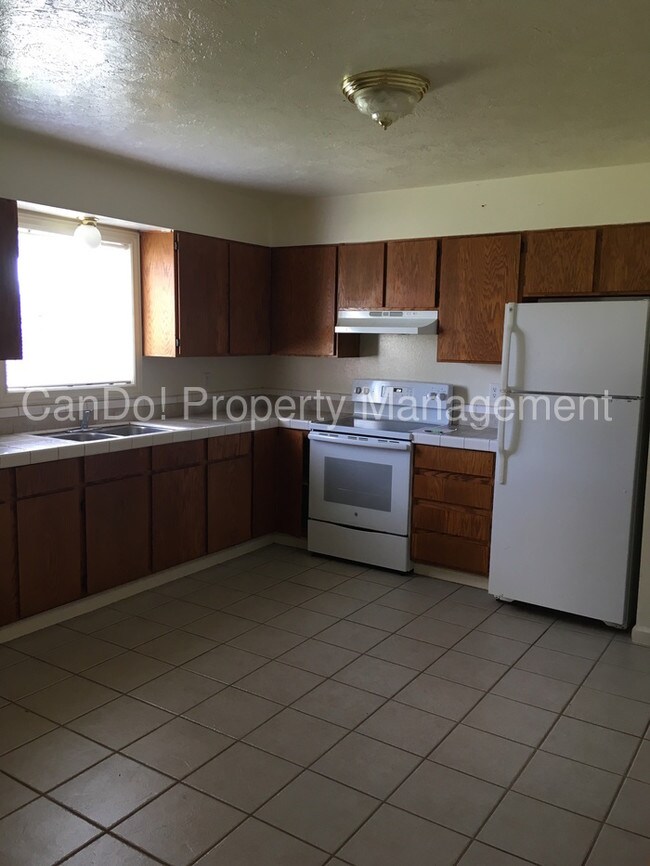 Foto del edificio - 3 Bedroom Apartment for Rent in Blackfoot