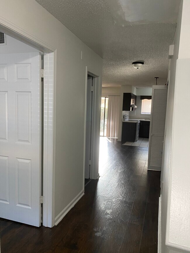 Building Photo - 11612 Dunes Way Dr N