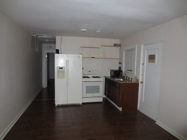 Building Photo - Coming Soon----Grant Park / Peoples Town