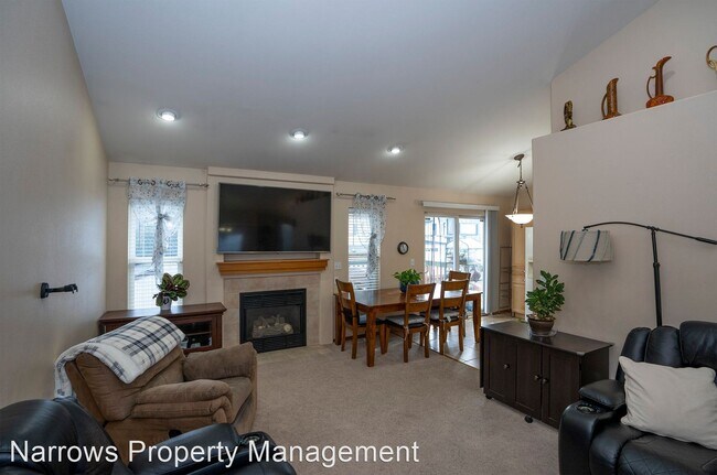 Building Photo - 4 br, 3 bath House - 13517 5th Ave Ct S