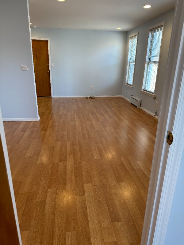 Foto principal - 1745 70th St