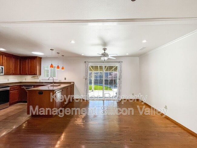 Building Photo - 4824 Bannock Cir