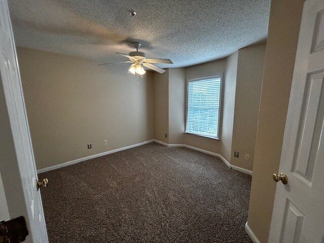 Foto del edificio - 5012 Lawndale Dr