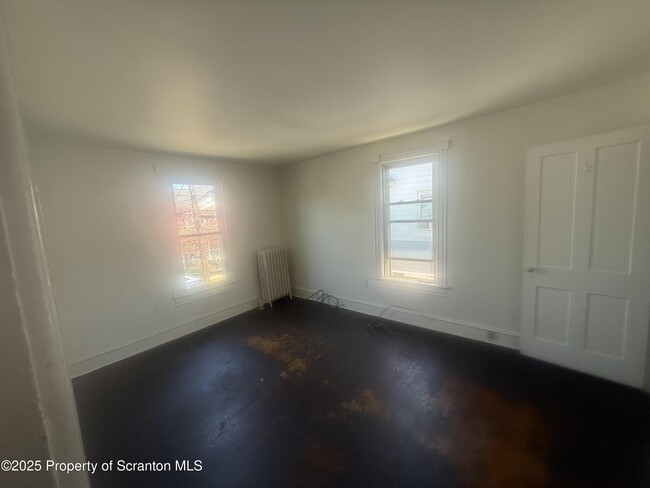 Building Photo - 1509 Price St