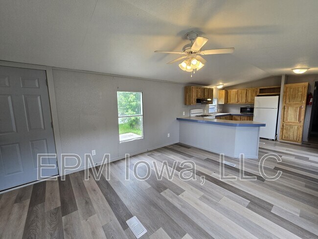 Foto del edificio - 700 W Ridgeway Ave