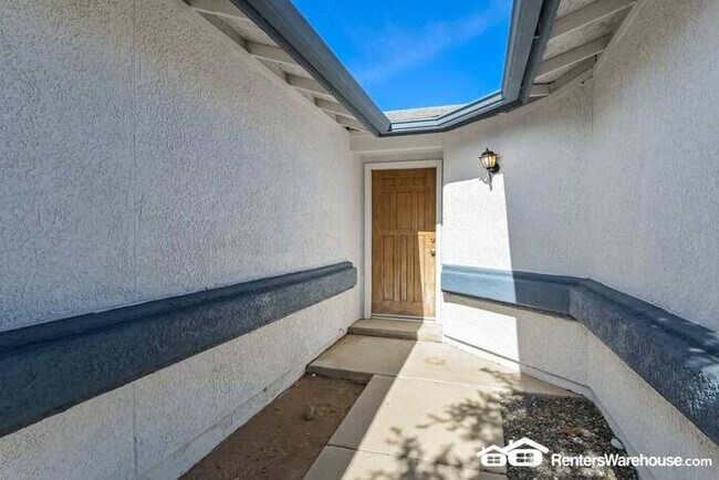 Foto del edificio - Recently updated 3 Bed, 2 Bath home in Tuc...