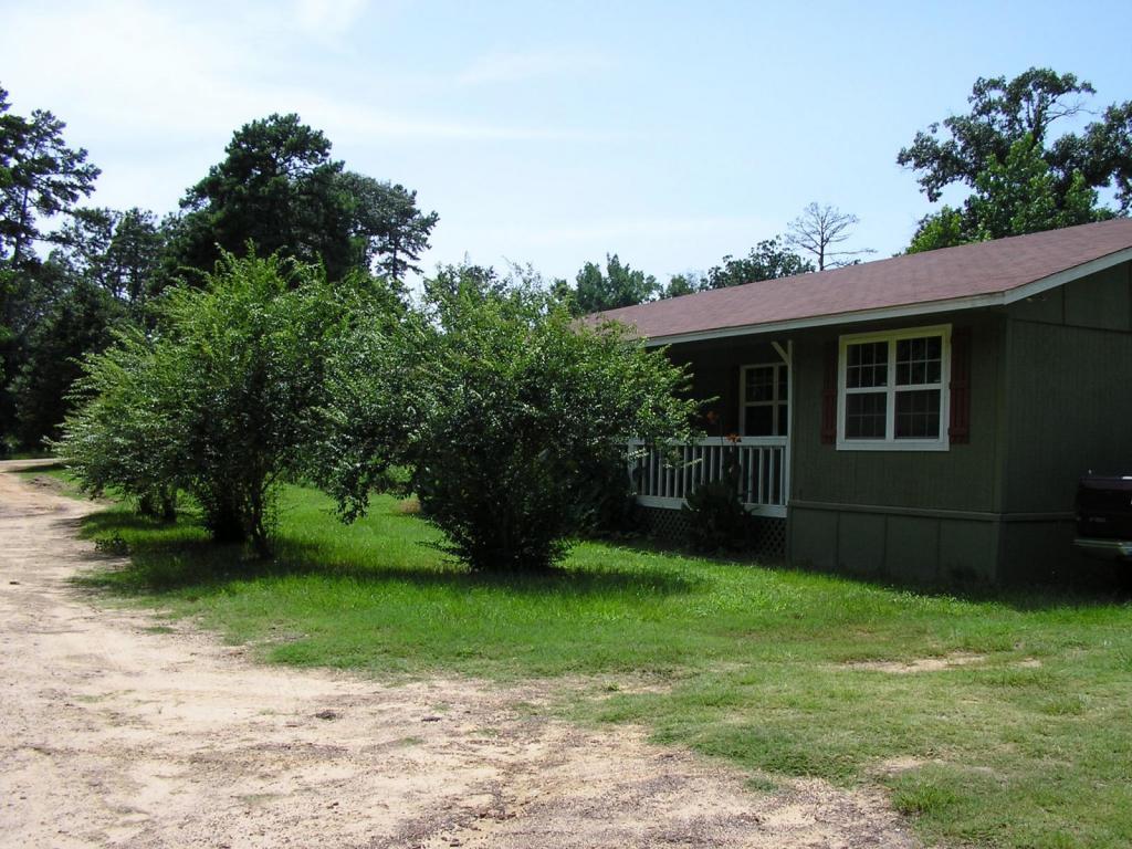 1011 Private Rd 1999, Gladewater, TX 75647 House Rental in Gladewater