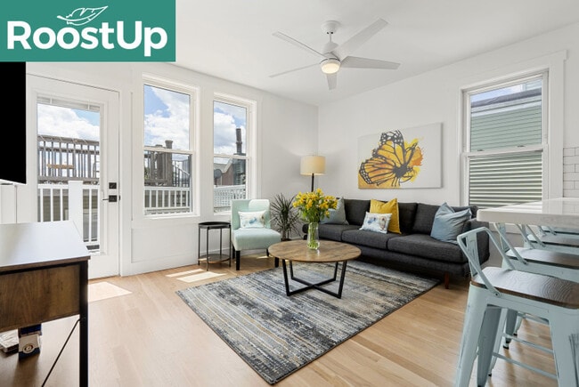 Foto del edificio - Furnished Bedroom with Private Bath in South Boston