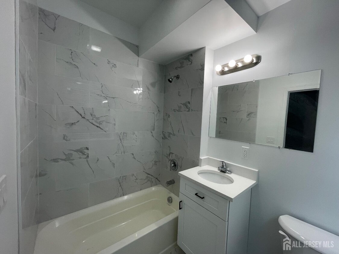 Foto del edificio - 103 Bayard St