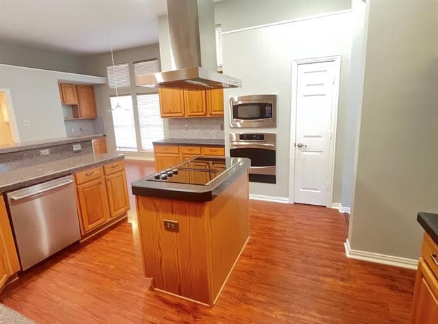 Foto del edificio - 4720 Lawrence Ln