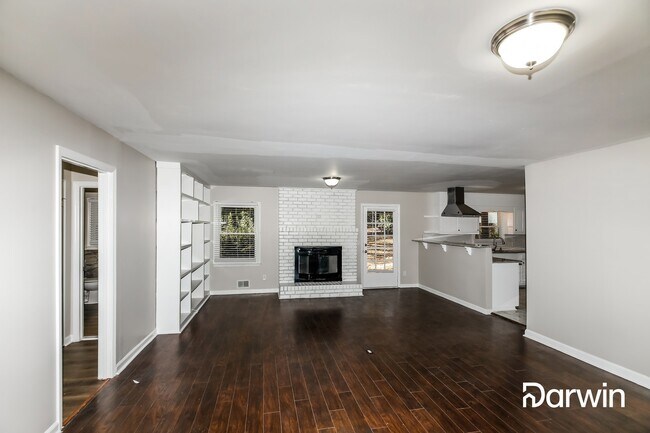 Foto del edificio - 3810 Russell St SW