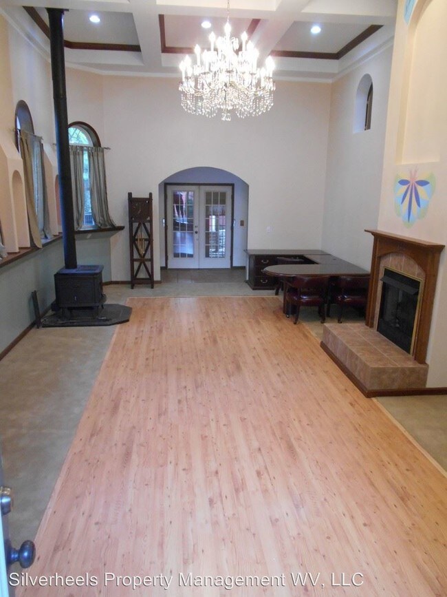 Foto del edificio - 3 br, 2 bath House - 10937 Emerson Avenue