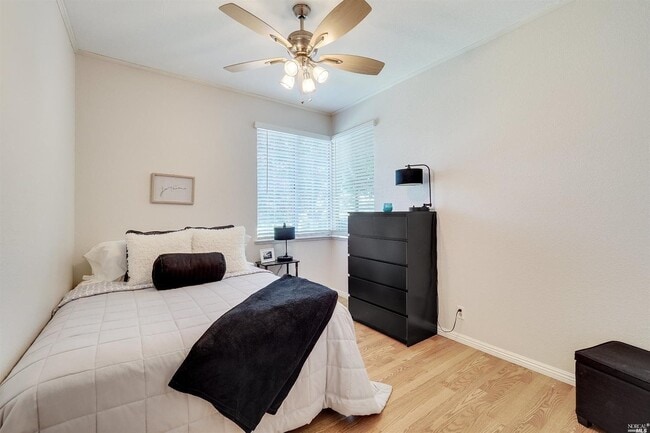 Building Photo - 915 Tipperary Dr
