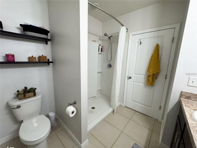 Building Photo - 11124 Leland Groves Dr