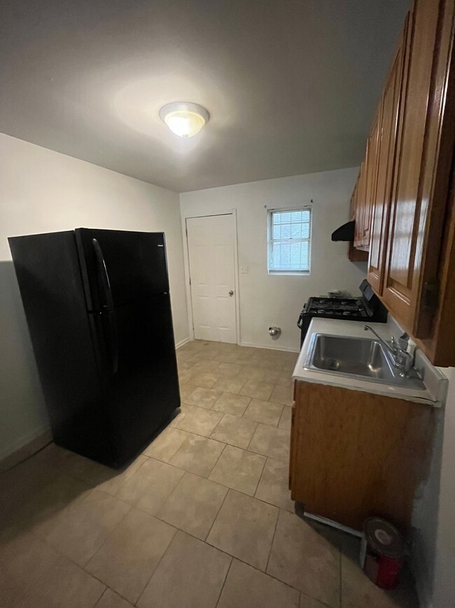 Building Photo - 4060 Elizabeth Park Ct