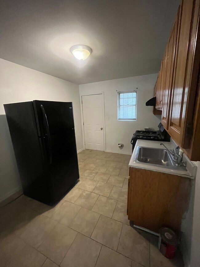 Foto del edificio - 4060 Elizabeth Park Ct